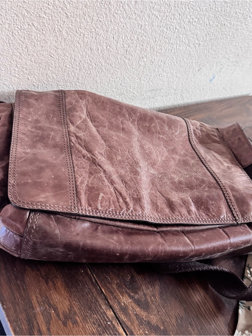 vintage brown leather messenger or crossbody bag by Fossil